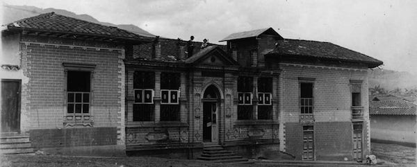 escuela nacional de minas antioquia historia industrializacion colombiana